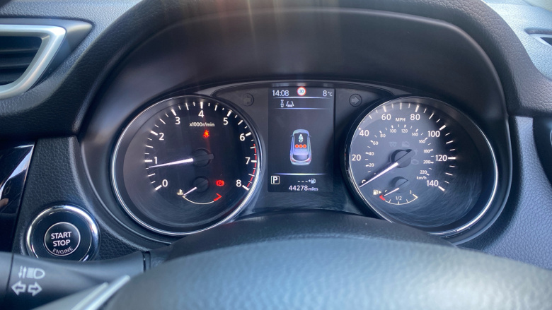 Nissan Qashqai 1.2 DiG-T N-Tec 5dr Xtronic Petrol Hatchback